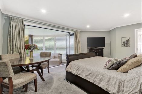 Photo of property in 4 Cooper Crescent, Cambridge, 3434