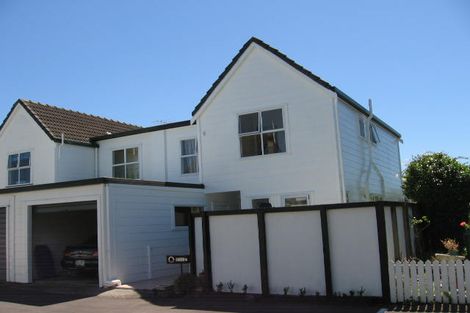 Photo of property in 16/1 Woodbridge Lane, Milford, Auckland, 0620