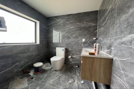 Photo of property in 16 Lumber Rise, Swanson, Auckland, 0614