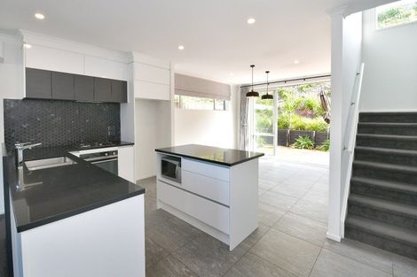Photo of property in 29 Sanremo Lane, Stanmore Bay, Whangaparaoa, 0932