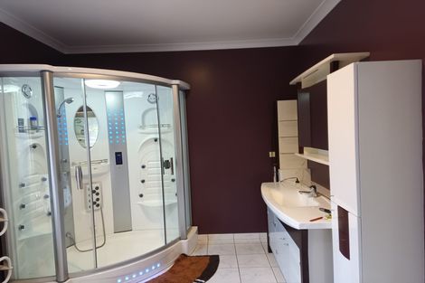 Photo of property in 9 San Clemento Way, Rototuna, Hamilton, 3210