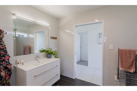 Photo of property in 3 Kuching Lane, Kerikeri, 0230