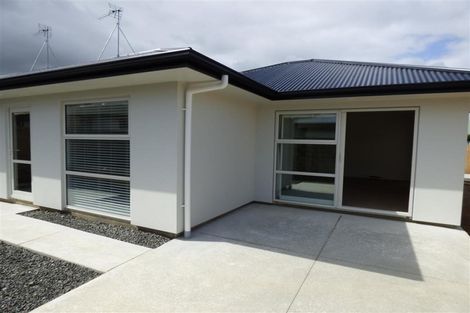 Photo of property in 3/28 Heath Street, Saint Andrews, Hamilton, 3200