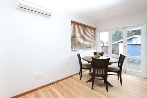 Photo of property in 28 Larnach Street, St Andrews, Hamilton, 3200