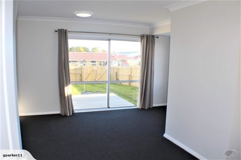Photo of property in 10 Matipo Street, Castlecliff, Whanganui, 4501