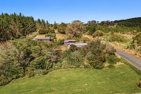 Photo of property in 17 Oruawharo Road, Topuni, Wellsford, 0975