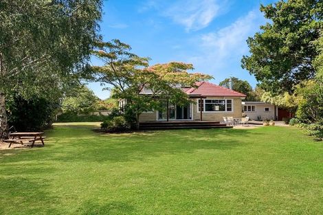 Photo of property in 57 Searells Road, Strowan, Christchurch, 8052