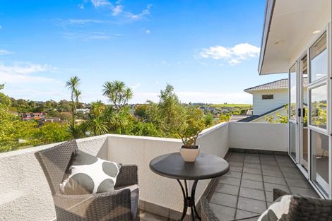Photo of property in 1/36 Nihill Crescent, Mission Bay, Auckland, 1071