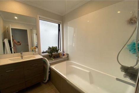 Photo of property in 29 Pukewhero Rise, Westgate, Auckland, 0614