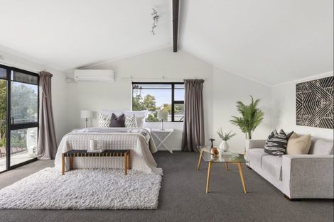 Photo of property in 73 Gilbass Avenue, Hamilton Lake, Hamilton, 3204