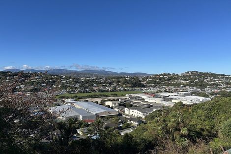 Photo of property in 74 Akaroa Drive, Maupuia, Wellington, 6022