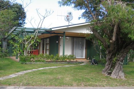 Photo of property in 12 Mccall Avenue, Pauanui, Hikuai, 3579