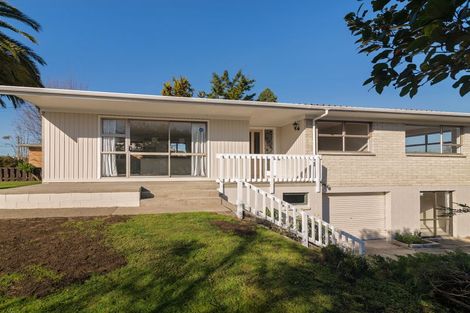 Photo of property in 16 Grayson Avenue, Mangakakahi, Rotorua, 3015