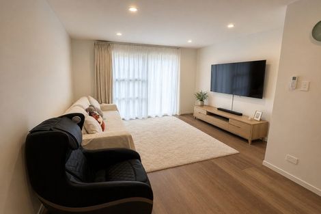 Photo of property in 14 Jabuka Street, Glen Eden, Auckland, 0602