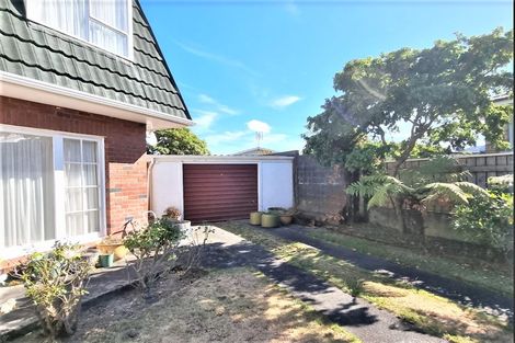 Photo of property in 8 Kukupa Grove, Heretaunga, Upper Hutt, 5018