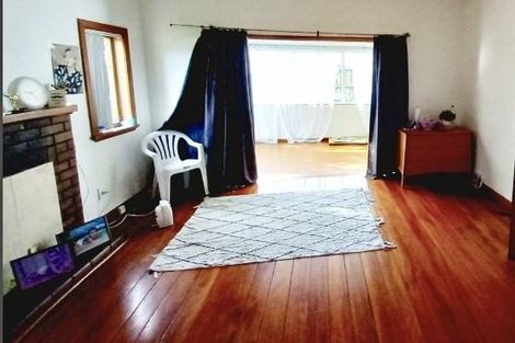 Photo of property in 137 Seabrook Avenue, New Lynn, Auckland, 0600