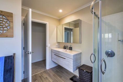 Photo of property in 55a Kings Drive, Levin, 5510