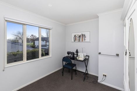 Photo of property in 53 Glasnevin Drive, Casebrook, Christchurch, 8051