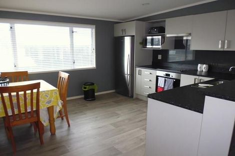 Photo of property in 18/3 Kelvin Grove, Te Aro, Wellington, 6011