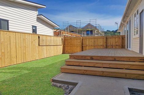 Photo of property in 13-15 Gillespie Street, Taita, Lower Hutt, 5011