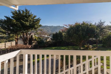 Photo of property in 16 Grayson Avenue, Mangakakahi, Rotorua, 3015