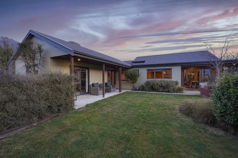Photo of property in 5 Castalia Drive, Lake Hayes, Queenstown, 9304