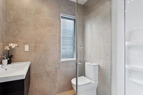 Photo of property in 15 Aquamarine Road, Rosehill, Papakura, 2113