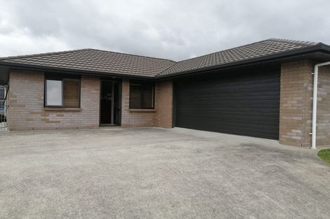 Photo of property in 10 Diamond Grove, Brown Owl, Upper Hutt, 5018