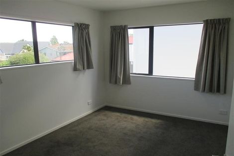 Photo of property in 2/87 Mandeville Street, Riccarton, Christchurch, 8011