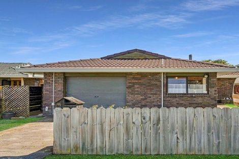 Photo of property in 3/2 Albert Street, Papakura, 2110