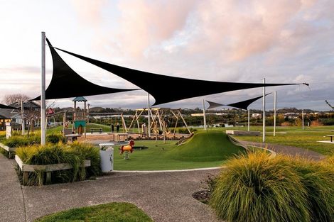 Photo of property in 28 Foley Grove, Pyes Pa, Tauranga, 3110