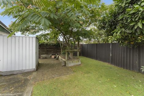 Photo of property in 15 Rennie Avenue, Milson, Palmerston North, 4414