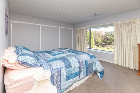 Photo of property in 45 Munro Street, Redwood, Christchurch, 8051
