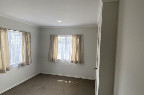 Photo of property in 5 Tiraumea Drive, Pakuranga, Auckland, 2010