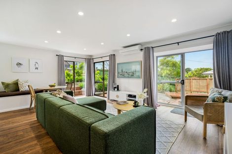 Photo of property in 46a Pah Road, Cockle Bay, Auckland, 2014