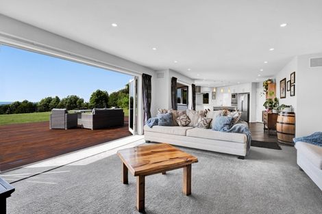 Photo of property in 590c Frankley Road, Hurworth, New Plymouth, 4371