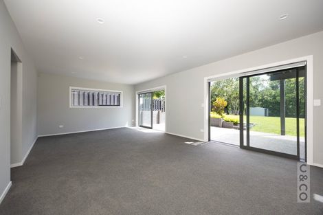 Photo of property in 19 Maude Street, Riverhead, 0820