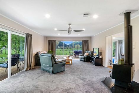 Photo of property in 1038 State Highway 4, Parikino, Whanganui, 4573