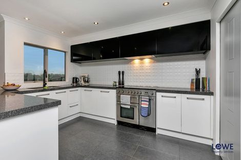 Photo of property in 5 Tide Close, Mount Wellington, Auckland, 1060