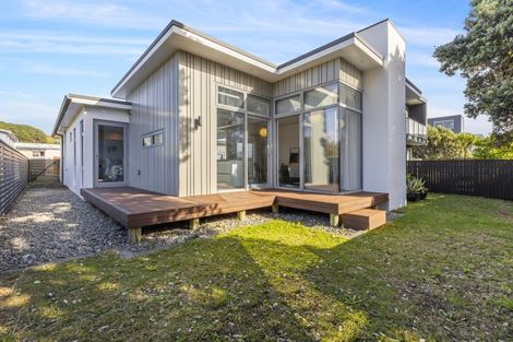 Photo of property in 19 Steeple Lane, Seatoun, Wellington, 6022