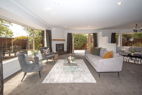 Photo of property in 71 Broadhaven Avenue, Parklands, Christchurch, 8083