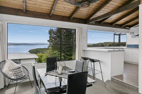 Photo of property in 80 Wakeman Road, Acacia Bay, Taupo, 3330