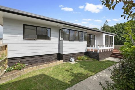 Photo of property in 11b Bay Street, Red Beach, 0932