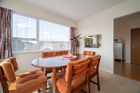 Photo of property in 10 Rameses Place, Pomare, Rotorua, 3015