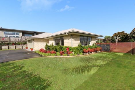 Photo of property in 43 Woodleigh Place, Ohauiti, Tauranga, 3112