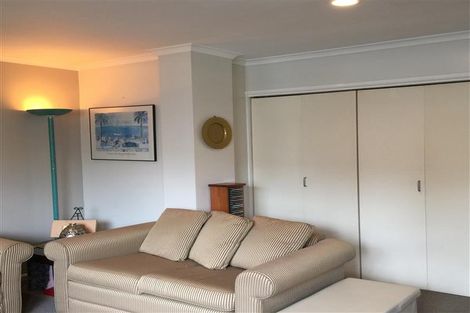 Photo of property in 4e/30 Westward Ho, Glen Eden, Auckland, 0602