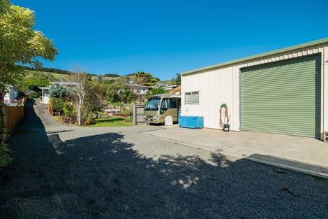 Photo of property in 2 Sydney Crescent, Raumati South, Paraparaumu, 5032