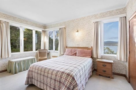 Photo of property in 162 Seatoun Heights Road, Seatoun, Wellington, 6022
