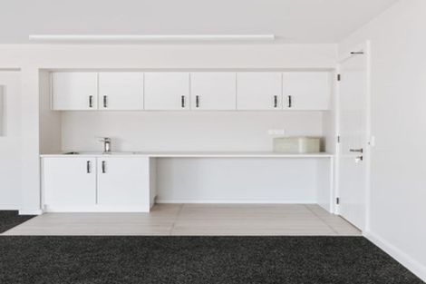 Photo of property in 2/3 Tremaine Avenue, Two Mile Bay, Taupo, 3330