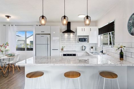 Photo of property in 21b Doncaster Drive, Papamoa Beach, Papamoa, 3118